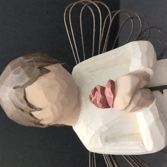 Willow Tree 2002, Loving Angel Figurine. - Picture 5 of 7